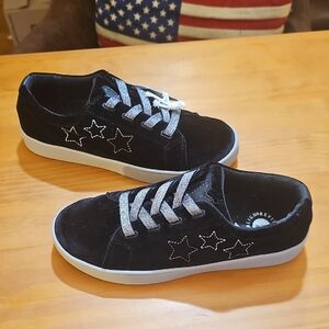 Revitalign  Black Orthotic Sneakers Velvet Malibu Size 9 Wide